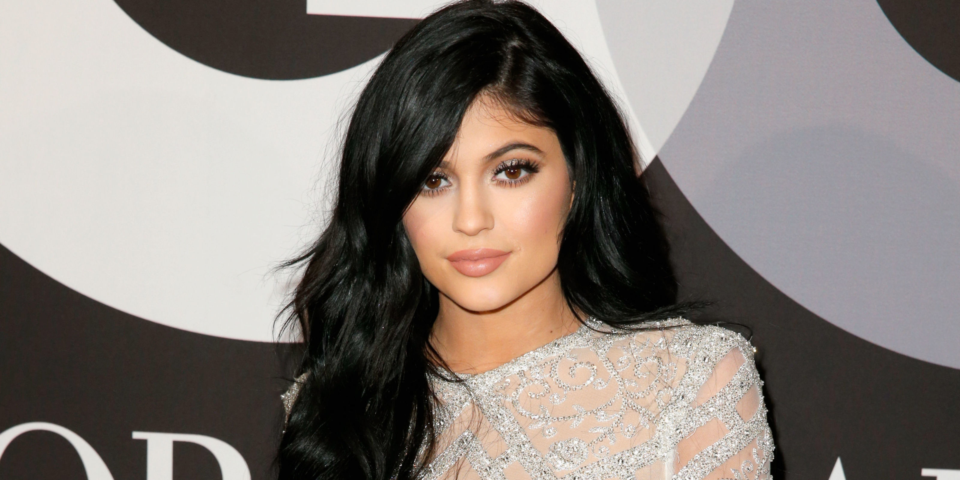 Como Se Llama La Hija De Kylie Jenner News Anchor John Brown Defends His Kylie Jenner Meltdown