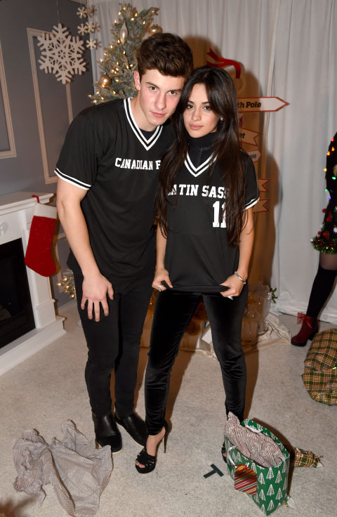 17 times shawn mendes and camila cabello looked like the christmas matching outfits siblings