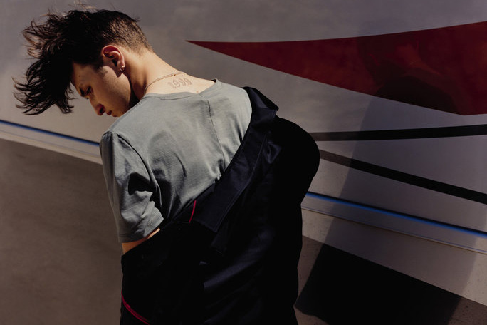 Anwar Hadid | Seventeen